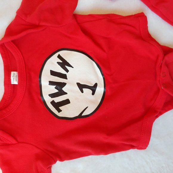 Twin Onesies, Twin 1 Twin 2 (Thing 1 Thing 2) EUC - Picture 3 of 6